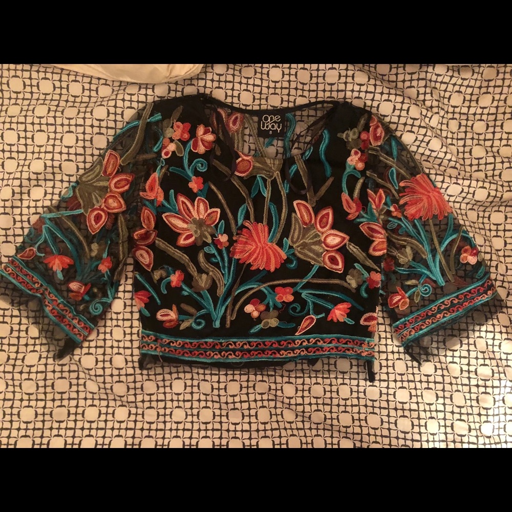 LF embroidered crop top